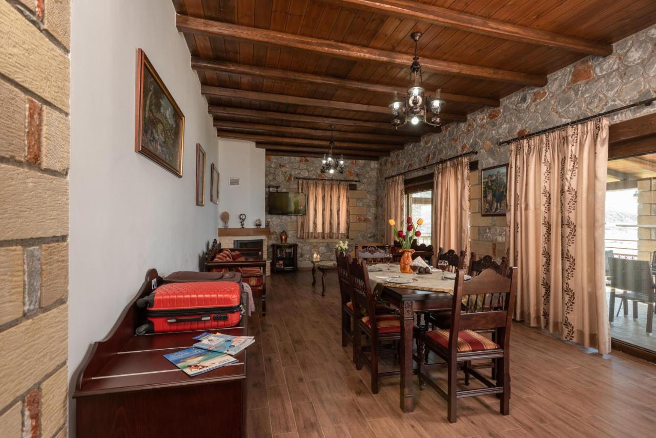 Sunset Traditional House Ravdhoukha Exterior photo